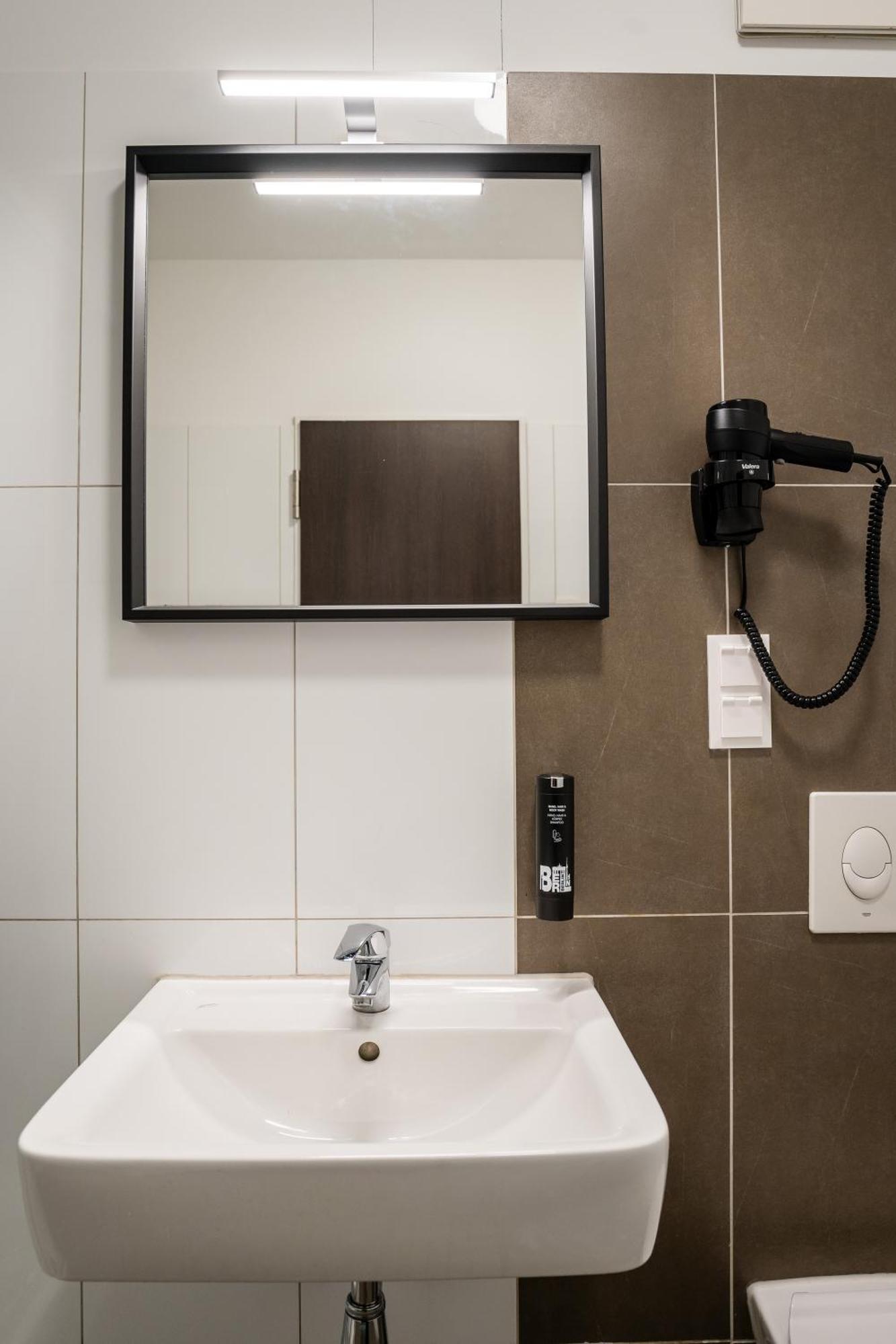 Apartmenthaus Berlin Neukoelln Zewnętrze zdjęcie